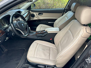 BMW 320 2.0 135kW (8 foto / 10)