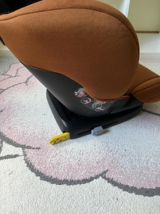 Maxi-Cosi isofix turvatool (4 foto / 4)