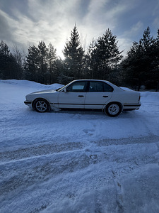 BMW E34 520i. мануал UV 10.24 (4 фото из 7)