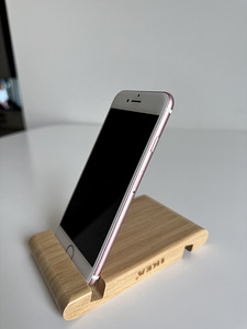 iPhone 7 128GB Rose Gold (6 foto / 9)