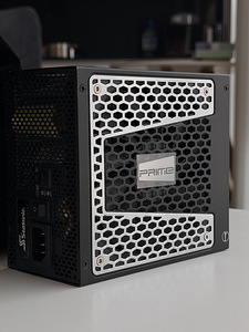 Seasonic PRIME GX-1300 (1 foto / 8)