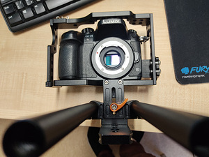 Panasonic GH 4 Body + Cage (8 foto / 9)