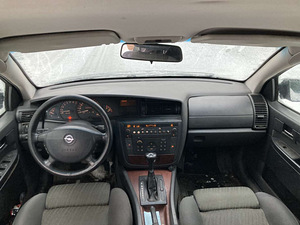 Opel Omega (7 фото из 7)