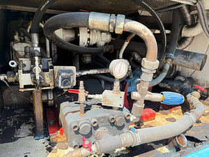 SURVEPESU, PAAKAUTO Volvo FL 240 (7 foto / 10)