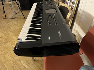 Korg Kronos 73 Music Workstation (4 foto / 6)