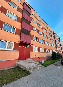 Ahtme mnt 53, Ahtme, Kohtla-Järve, Ida-Virumaa (1 foto / 12)