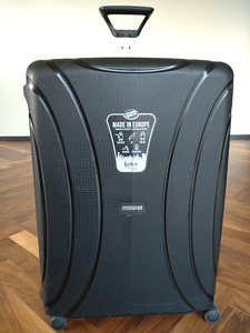 Чемодан American Tourister 74см (2 фото из 5)