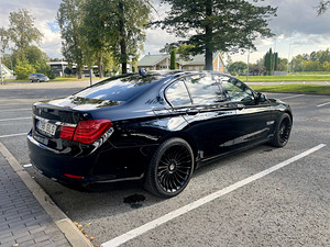 BMW 730 f01 (8 фото из 15)