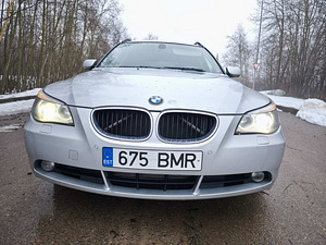BMW E61 520D 2006 г. (12 фото из 14)