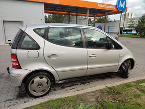 Mercedes a190 (6 foto / 10)