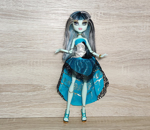 Monster High - Frankie Stein 13 Wishes nukk (1 foto / 7)