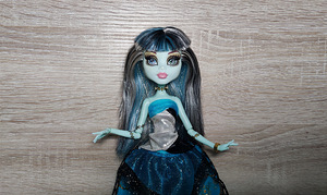 Monster High - Frankie Stein 13 Wishes nukk (2 foto / 7)