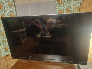 Sony ЖК-телевизор 46" (1 фото из 4)