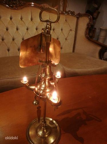 Старинная настольная лампа из оливкового масла (фото #3)