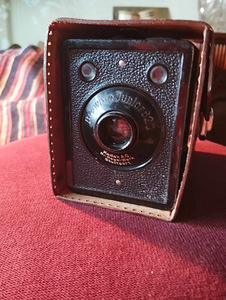 Kaks vana fotokaamerat Kodak