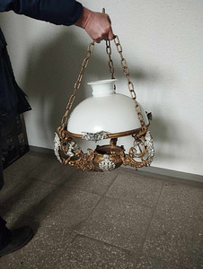 Antiik laelamp originaal klaasplafooniga, vajab restaureerim