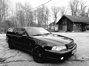 VOLVO V70 2.4 Turbo Üv. 03.2024 (1 foto / 15)