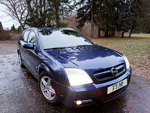 Opel Signum 3.2 V6 Full Options (4 foto / 15)