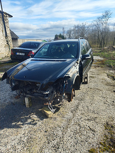 W203 varuosadeks (6 foto / 9)