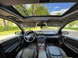 W203 varuosadeks (9 foto / 9)