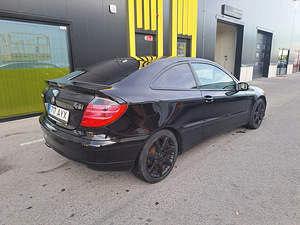 Mercedes-benz c200 cdi,2.2 90kw diesel,2005a (5 foto / 10)