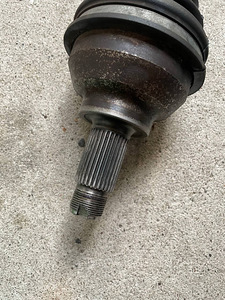 BMW E46 veovõll / CV axle (3 foto / 3)