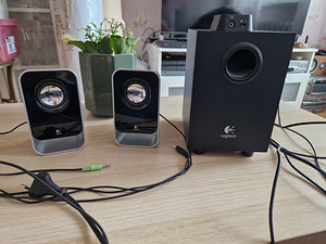 Logitech kõlarid (1 foto / 3)