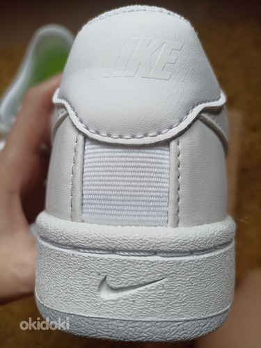 Новые кроссовки Nike (фото #3)
