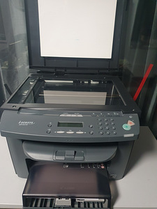 Принтер сканер CANON MF4018 (2 фото из 3)