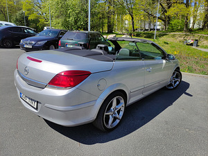 Opel Astra Twintop 1,6 (9 foto / 9)