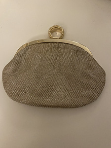 Pidulik kuldne käekott/clutch (3 foto / 3)