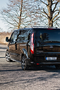 Ford Tourneo Custom Business (2 foto / 11)