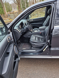 Jeep Grand Cherokee Summit (11 foto / 12)