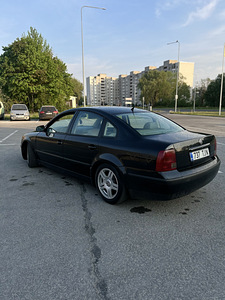 Volkswagen Passat 1.8t 1999 (4 foto / 7)
