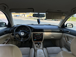 Volkswagen Passat 1.8t 1999 (5 foto / 7)