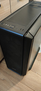 Pc case Be quiet 802 + corsair cx 600w power supply (1 foto / 2)