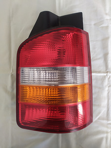 Tagumiste laternate komplekt VW T5 (1 foto / 2)