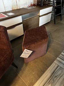 Puff Hexagon col.991390-55 Ruben s Magnolia (1 foto / 2)