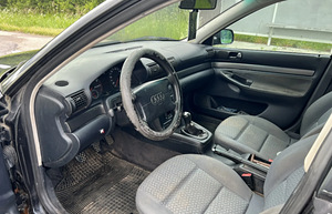 Audi A4 1.8 92kw (9 foto / 12)