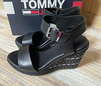 Tommy Jeans kingad