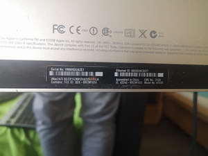 iMac 24" Intel 3.06GHz,4GB Ram,320GB,GeForce 8800GS (3 foto / 4)
