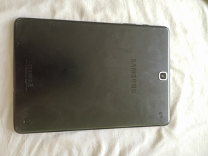 Samsung Galaxy Tab A (SM-T555) (1 foto / 6)