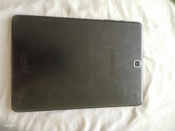 Samsung Galaxy Tab A (SM-T555) (фото #1)