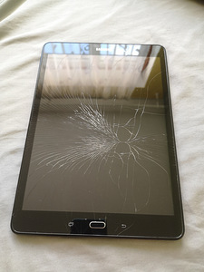 Samsung Galaxy Tab A (SM-T555) (5 foto / 6)