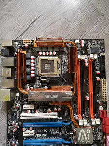 Asus P5E3 Deluxe (5 foto / 5)