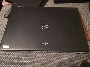 Fujitsu Siemens Lifebook E780 i3, 4GB,120GB SSD (1 foto / 4)