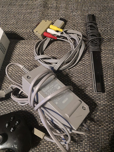 Nintendo Wii Модель RVL-001 (евро) (2 фото из 7)