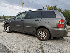Toyota Corolla 1.4b 71kw 2004a (4 foto / 9)