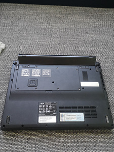 Acer i3,240GB SSD, Volvo Vida, Autocom 2020,VCDS (9 foto / 9)
