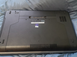 Dell Inspiron 5530 i5, 8GB,500GB SSD (3 foto / 7)